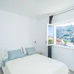 Olive 2 * Mokošica
